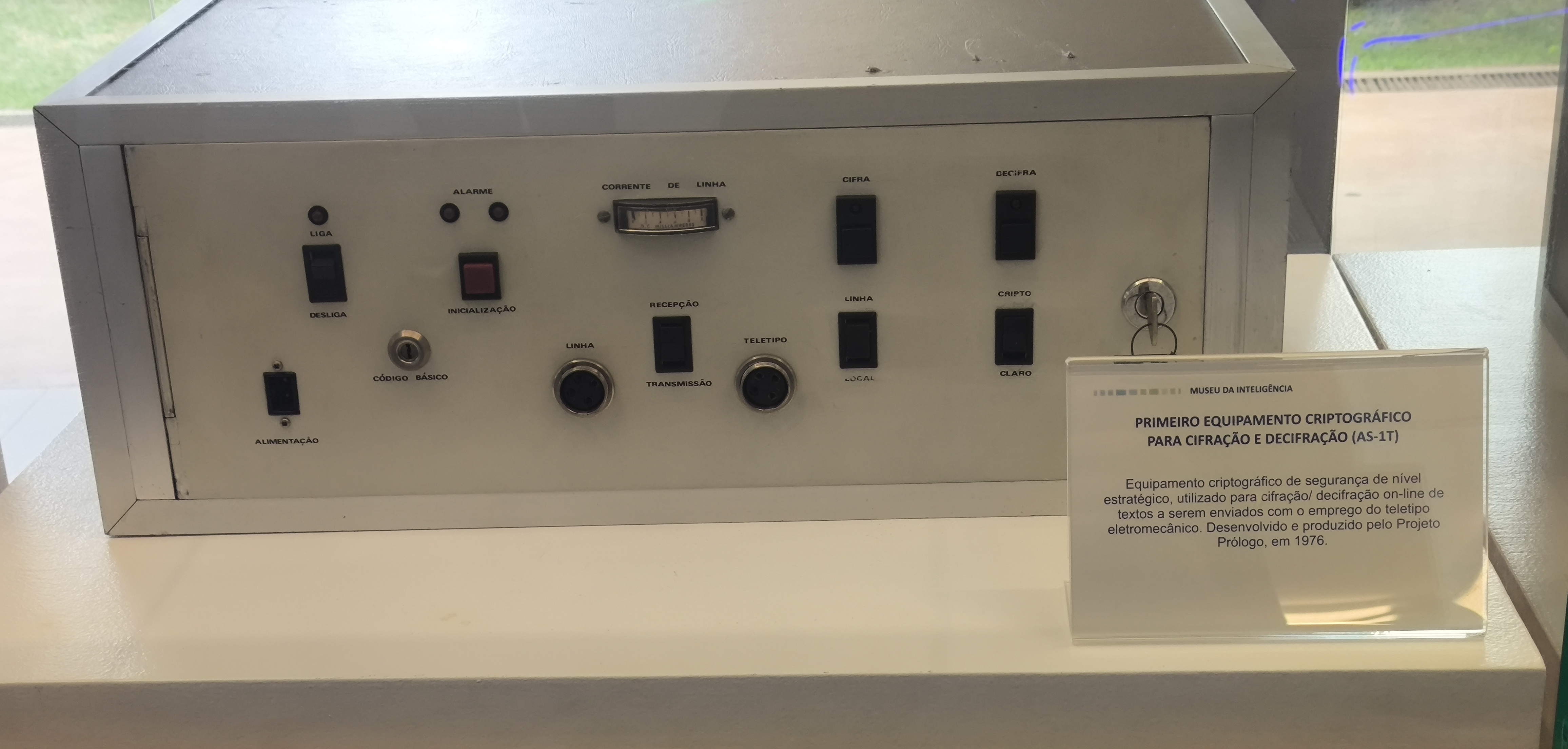 Equipamento criptográfico AS-1T