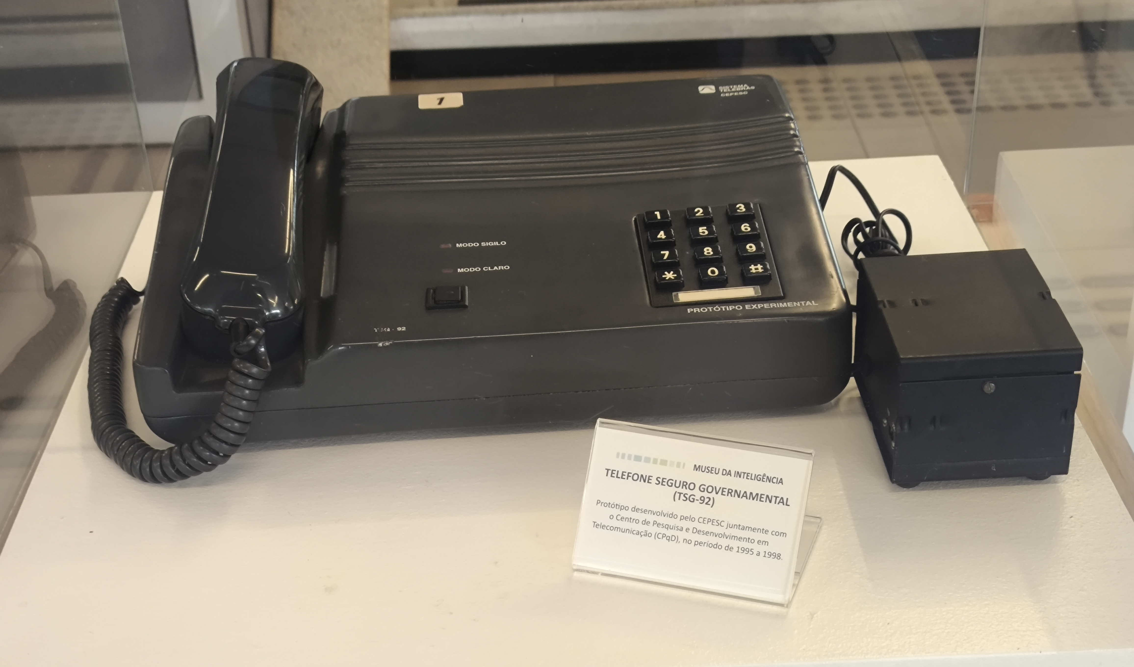 Protótipo do Telefone Seguro Governamental TSG-92